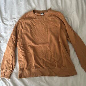 Old navy crewneck sweatshirt